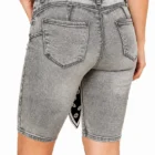 0526 65 Grijze push-up spijkerbroek short